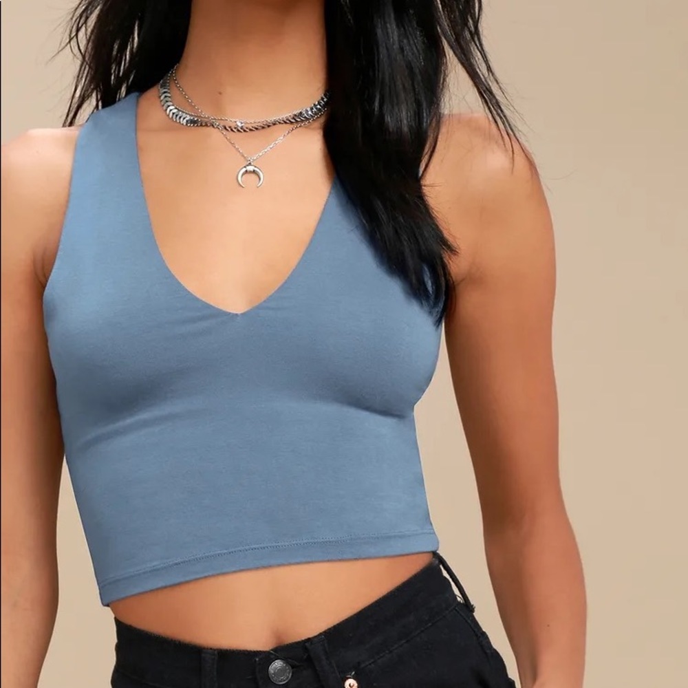Lulu’s Basics Crop Top